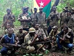 Signature d’un accord de dépôt des armes